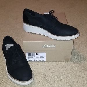 Clark's wedge loafer